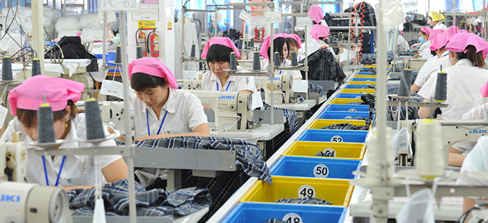 劉潭服裝生產(chǎn)車間現(xiàn)場(chǎng)圖