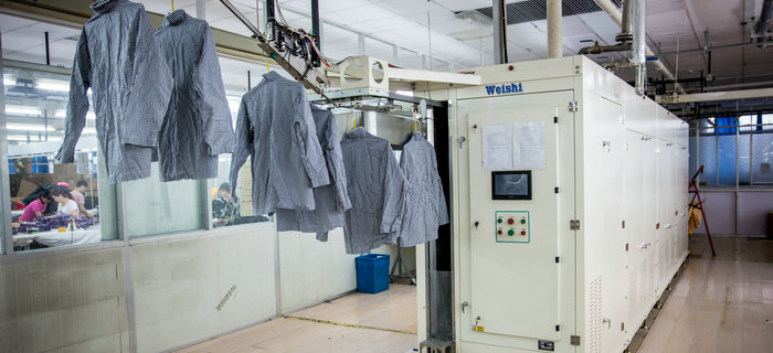 雖然劉潭服裝專注服裝貼牌加工，然而我還是買不起房