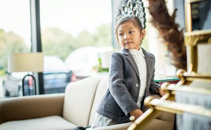 服裝生產加工：車間組長是控制服裝質量的分子，其能力不容忽視