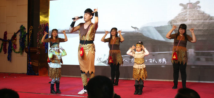 劉潭服裝2017年年會熱鬧上映，給你不一樣的饕餮盛宴