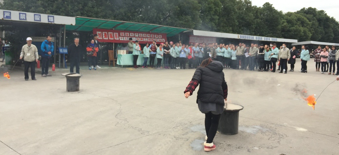 劉潭服裝保安隊致力于企業(yè)安全 為打造平安企業(yè)而不遺余力