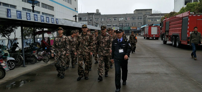 劉潭服裝：無錫北塘劉潭中隊和興源路中隊來我司消防演練