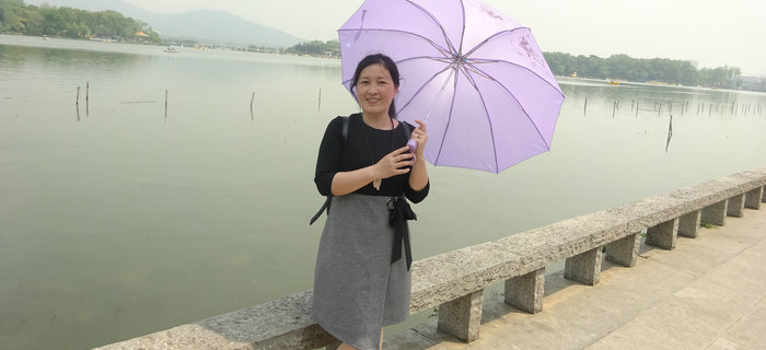 在五一來臨之際，劉潭服裝組織企業(yè)先進標兵赴南京游玩