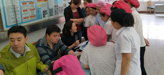 劉潭服裝邀請梁溪區(qū)教育局專家解答外來員工子女入學問題