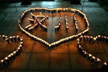 汶川地震九周年，劉潭服裝深情哀悼遇難同胞