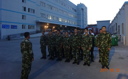 劉潭服裝聯(lián)合無(wú)錫北塘劉潭消防中隊(duì)進(jìn)行消防演練