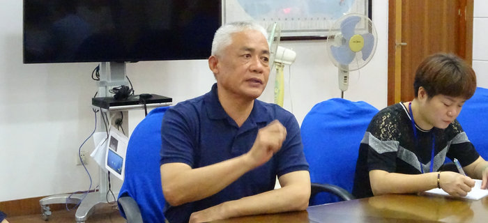 劉潭服裝近期召開落實(shí)安全生產(chǎn)工作小組會(huì)議