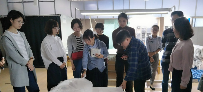劉潭服裝接待無印良品公司員工參觀考察學習