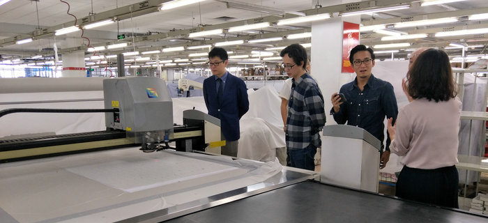 劉潭服裝接待無印良品公司員工參觀考察學習