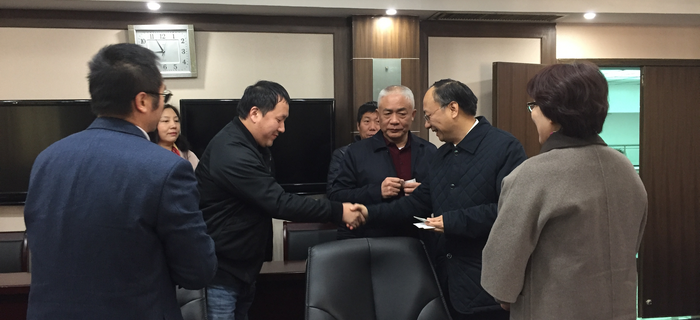 劉潭集團(tuán)董事長錢伯榮一行與亳州市委書記汪書記座談交流
