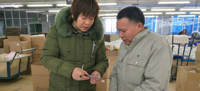 劉潭服裝工會為員工提前代購車票，讓員工順利返鄉(xiāng)