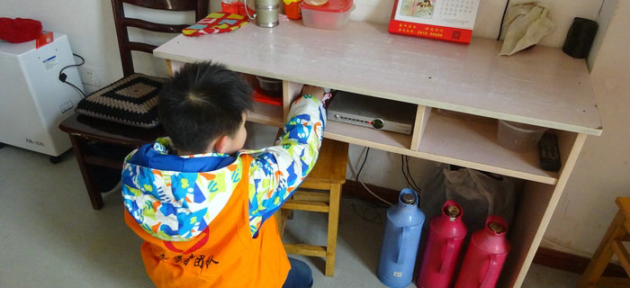 劉潭服裝志愿團(tuán)隊攜手小志愿者前往五河養(yǎng)老院進(jìn)行新春慰問