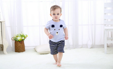 劉潭服裝:80后父母如何挑選嬰幼兒服裝？