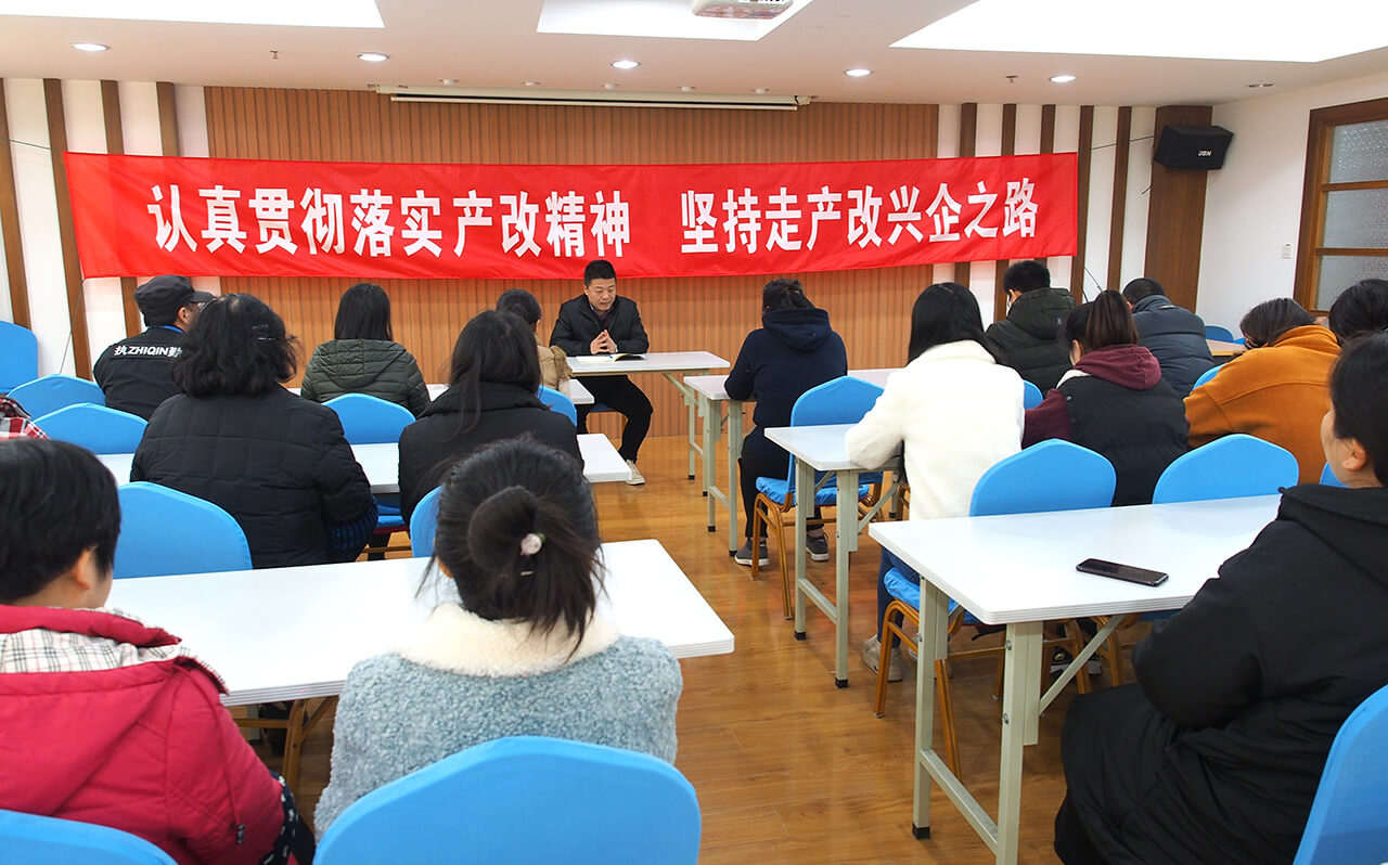 劉潭服裝產(chǎn)業(yè)工人改革