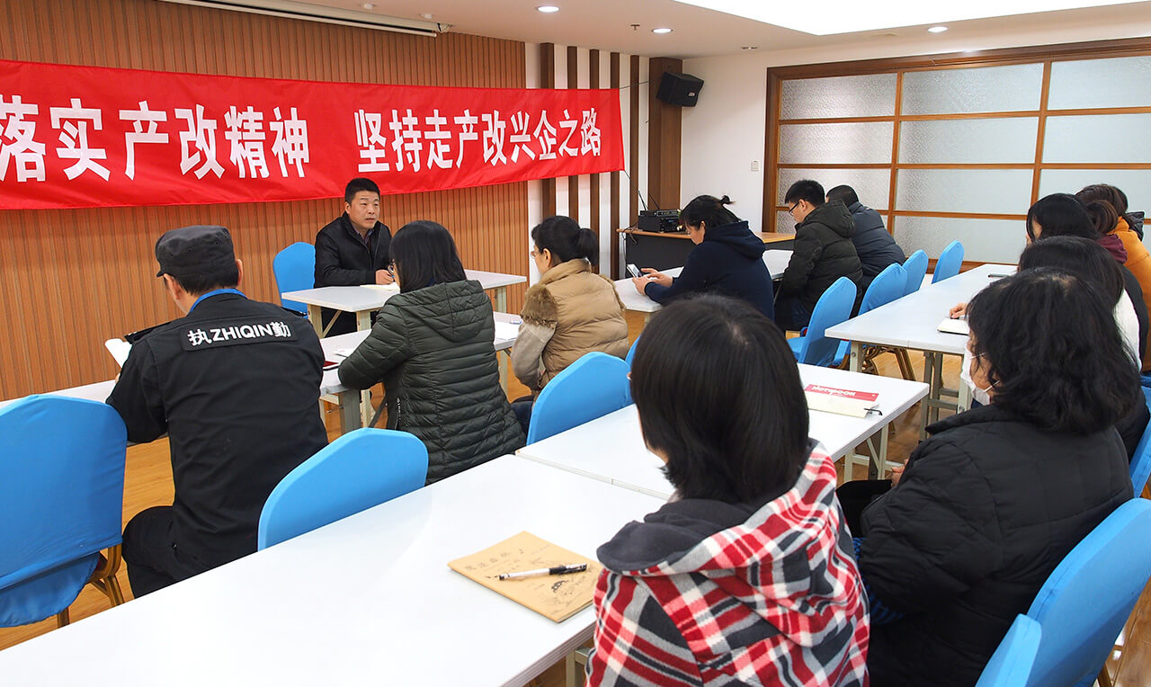 劉潭服裝產(chǎn)業(yè)工人改革