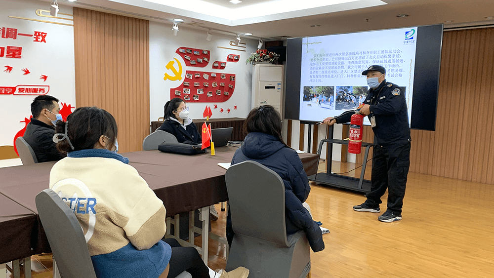 劉潭服裝廠新員工培訓(xùn)