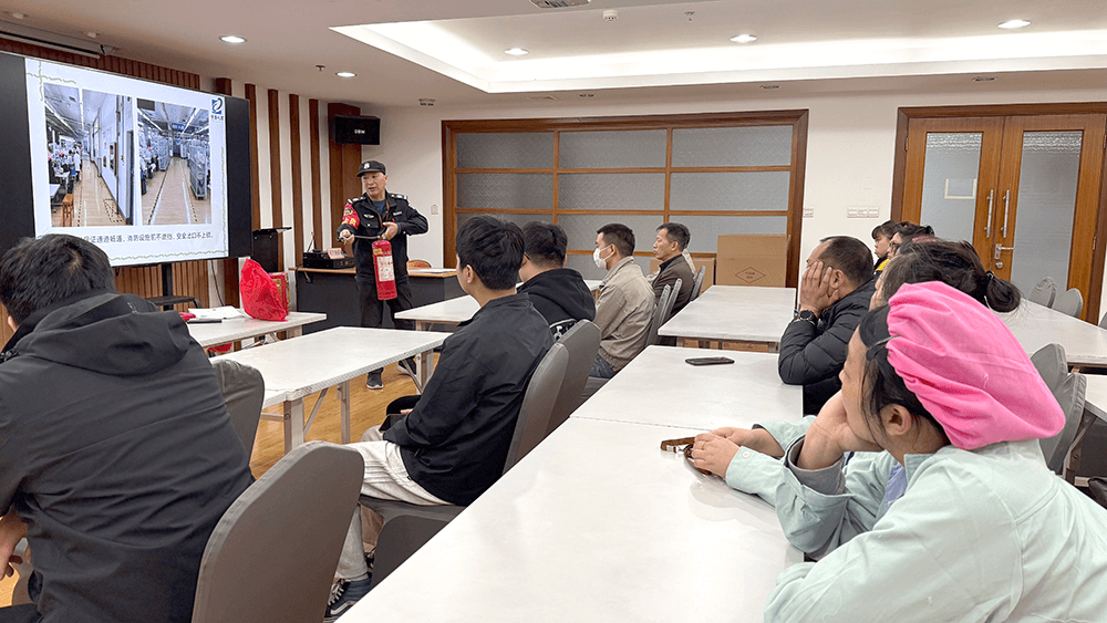 劉潭服裝開展新員工安全生產(chǎn)與應急技能培訓