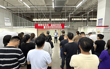 劉潭服裝：安全生產(chǎn)月培訓(xùn)進車間，安全示范保平安